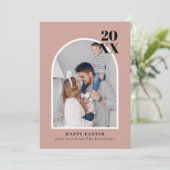 Moderne, minimale Blush Arch Family Photo Easter Feestdagenkaart (Staand voorkant)