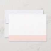 Moderne minimale Blush Pink Stripe RSVP Kaartje (Achterkant)