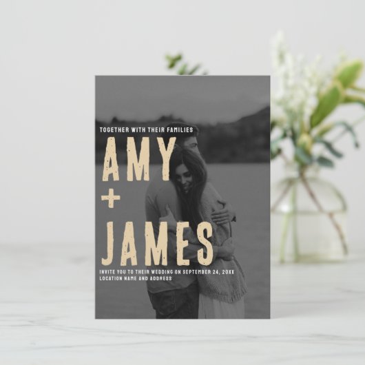 Moderne minimale bruiloft van uw foto- en QR-code Kaart (Staand voorkant)