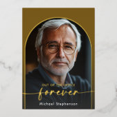 Moderne minimale bruine pensioenpartij folie uitnodiging (Voorkant)