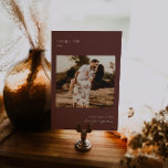 Moderne minimale foto | Kaart met tabelnummer<br><div class="desc">Met uw eigen foto's: denk aan engagmentfoto's, foto's uit de kindertijd, relatie foto's. Deze kaarten van het lijstaantal zijn een unieke manier om uw favoriete foto's te tonen. De aantallen van de lijst verbeteren de blik van uw tafelblad en zetten de het beëindigen aanraking op uw speciale dag. De gepersonaliseerde...</div>