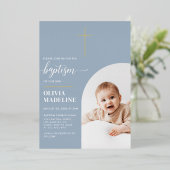 Moderne, minimale Gold Cross Photo Baptisme Folie Uitnodiging (Staand Voorkant)