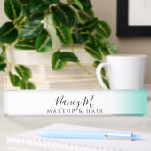 Moderne minimale gradiënt witte make-up & haar naambordje