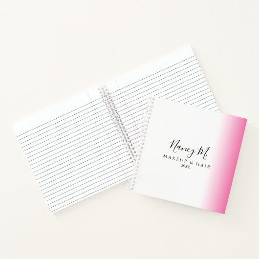 Moderne minimale gradiëntroze witte make-up & haar notitieboek (Binnen)