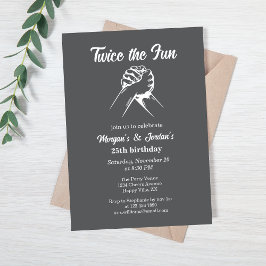 Moderne Minimale Handen Grijs Gewricht Verjaardag Kaart