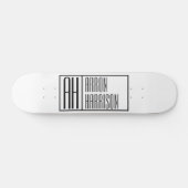 Moderne Minimale Initialen & Naam Logo Persoonlijk Skateboard (Horizontaal)