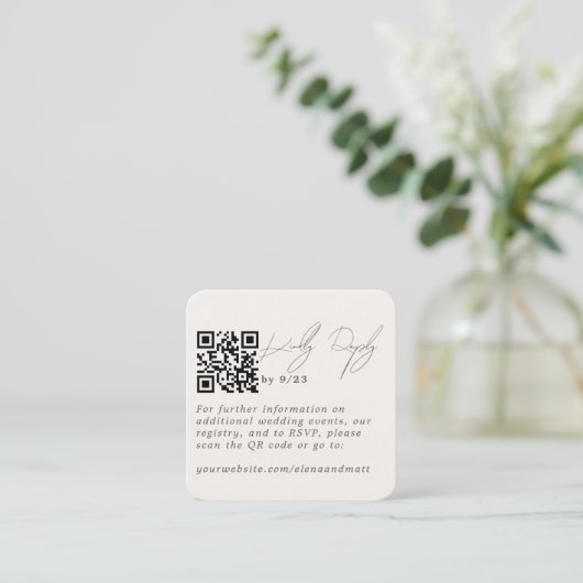 Moderne minimale Ivory RSVP QR Code Kaart (Staand voorkant)
