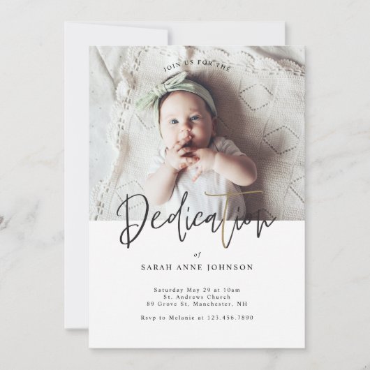 Moderne Minimale Kalligrafie Baby Fototoewijding Kaart (Voorkant)