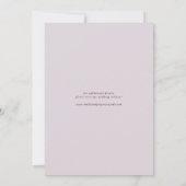 Moderne minimale kalligrafie Violet Lila bruiloft Save The Date (Achterkant)