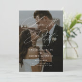 Moderne, minimale kalligrafieffoto bespaart de dat kaart (Staand voorkant)