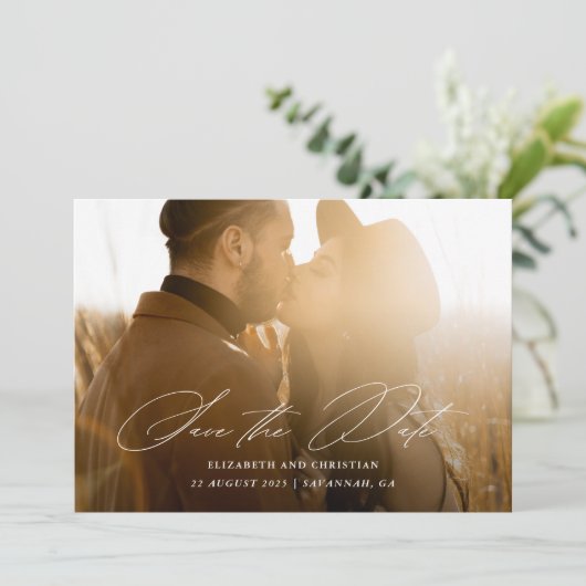 Moderne minimale kalligrafiescript Volledige Foto Save The Date (Staand voorkant)