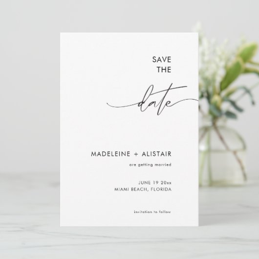 Moderne minimale kalligrafiescript zwart wit save the date (Staand voorkant)