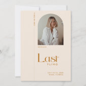 Moderne minimale "Last Fling" vrijgezellenfoto Kaart (Voorkant)