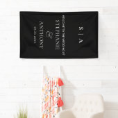 Moderne minimale monogram zwart en witbruiloft spandoek (Insitu)
