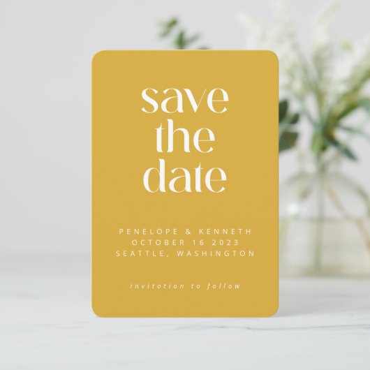Moderne, minimale Mustard Yellow Simple Photo Save The Date (Staand voorkant)