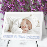 Moderne minimale nieuwe babyfoto dank u aankondiging<br><div class="desc">Nieuwe baby dank u geboorte aankondigingskaart met uw foto en de naam en geboortedatum van de baby op de voorkant in een licht stoffig blauw,  modern sans serif lettertype. Aangepast bericht binnenin. Wijzig kleuren en lettertypen,  verplaats en vergroot/verklein elementen in het ontwerpgereedschap.</div>