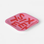 Moderne minimale rode roze typografie 16e verjaard papieren bordje (Gebogen)