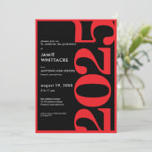 Moderne Minimale Rode Typografie Graduation Party Kaart (Staand voorkant)