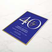Moderne minimale Royal Blue Gold Script Verjaardag Folie Uitnodiging (Gedraaid)