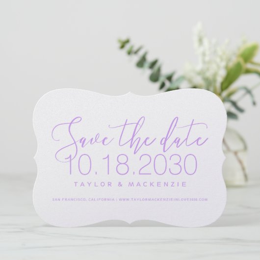Moderne Minimale Scripto Haak Paars Save the Date  (Staand voorkant)
