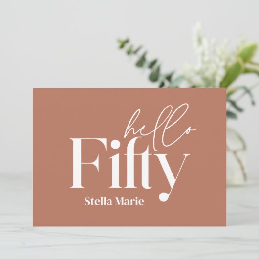 Moderne minimale terracotta eenvoudige 50e verjaar kaart (Staand voorkant)