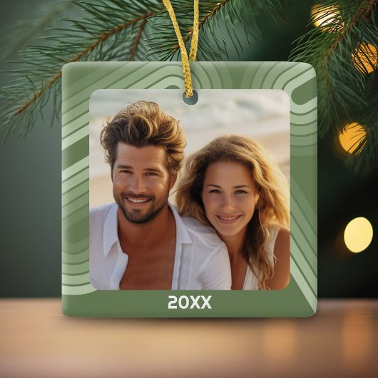 Moderne minimale tinten van Jeneverbesstrepen - Fo Keramisch Ornament