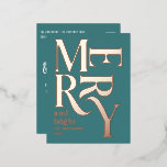 Moderne, minimale traditionele blauwgroen kerst folie feestdagen briefkaart<br><div class="desc">Moderne,  minimale traditionele retro  grafische typografie blauwgroen vrolijke kerstfeestkaart. Een deel van een stoutmoedig feestelijk collectie. Echte folie voegt een klastige ontwerper aanraking toe.</div>