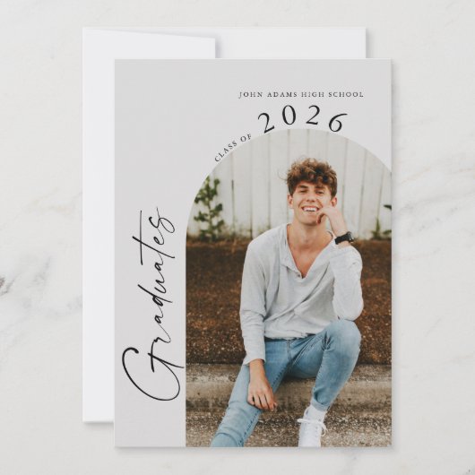 Moderne minimale twee foto tweeling afgestudeerden kaart (Voorkant)