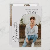 Moderne minimale twee foto tweeling afgestudeerden kaart (Voorkant / Achterkant)