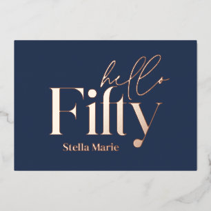 Moderne minimale typografie eenvoudige 50e verjaar folie uitnodiging