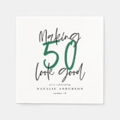 Moderne minimale typografie groen 50e verjaardag servet (Voorkant)