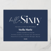 Moderne minimale typografie marineblauw 60ste verj folie uitnodiging (Achterkant)