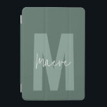 Moderne minimale typografie monogram salie groen iPad mini cover<br><div class="desc">Moderne minimale typografie monogram salie groen en wit elegant eenvoudig uniek gepersonaliseerd iPad cover ontwerp.</div>