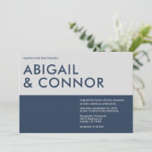 Moderne minimale Typografie Navy Blue Gray Wedding Kaart (Staand voorkant)
