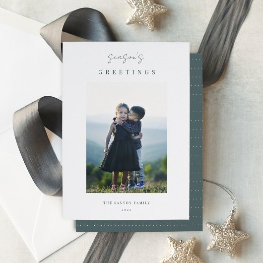 Moderne, minimale verticale kerstfoto feestdagenkaart