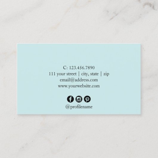 Moderne minimale witte marmer- en mintnagels visitekaartje (Achterkant)