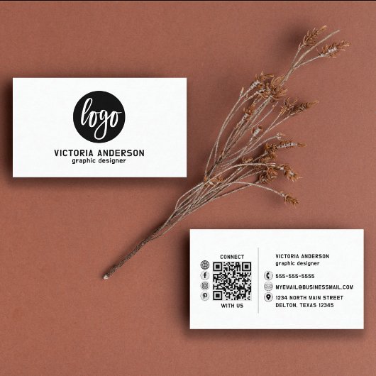 Moderne minimale zwarte en witte QR-code voor Logo Visitekaartje