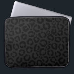 Moderne, minimale zwarte luipaard afdrukken laptop sleeve<br><div class="desc">Dit moderne en minimale ontwerp is perfect voor de stijlvolle en trendy vrouw. Het is voorzien van een zwarte houtskool en een donker zwarte luipaard op de katheter, een dierlijk drukpatroon. Het is cool, uniek, hedendaags en modieus. ***BELANGRIJKE NOTA VAN HET ONTWERP: Voor om het even welk verzoek van het...</div>