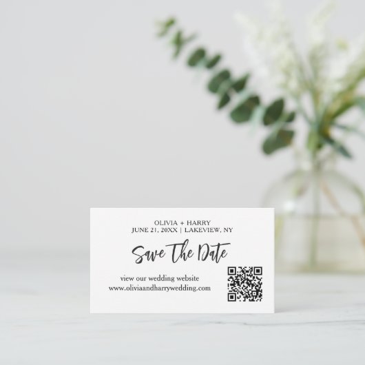 Moderne minimalist Bewaar de datum Kaart | QR-code (Staand voorkant)