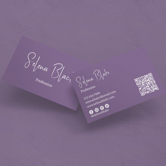 Moderne minimalist | Elegante Paarse en QR-code Visitekaartje
