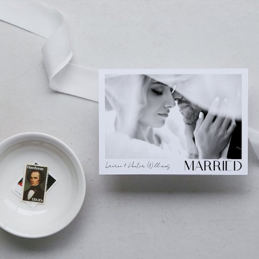 Moderne minimalist getrouwd 2 fotoscript bruiloft aankondiging