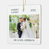 Moderne minimalist getrouwd vrolijke foto bruiloft keramisch ornament (Links)