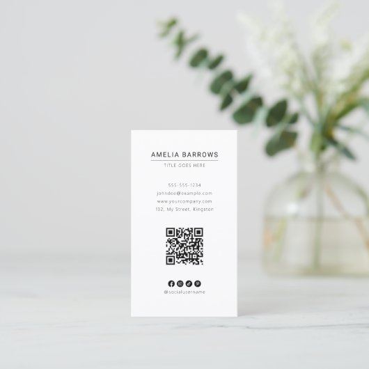 Moderne minimalist met Botanische Touch QR-code Visitekaartje (Staand voorkant)