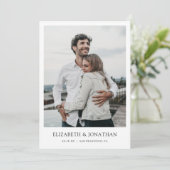 Moderne minimalist sparen de Datum Uitnodiging van (Staand voorkant)