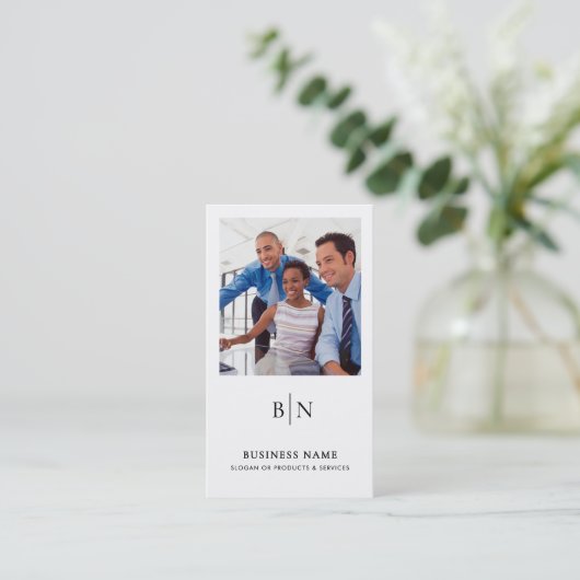 Moderne minimalistische 2-foto QR-code en sociale  Visitekaartje (Staand voorkant)