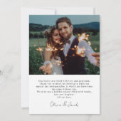 Moderne minimalistische 2 foto vrolijk en getrouwd feestdagenkaart (Achterkant)