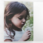 Moderne minimalistische 4-fotofamilie gepersonalis drieluik kaart (Binnenzijde eerst)