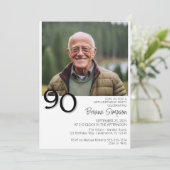 Moderne minimalistische 90e verjaardag kaart (Staand voorkant)