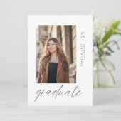 Moderne minimalistische Afstuderen fotouitnodiging Aankondiging (Staand voorkant)