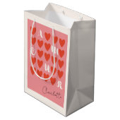 Moderne minimalistische Amour Heart Valentijnsdag Medium Cadeauzakje (Achterkant Gekanteld)
